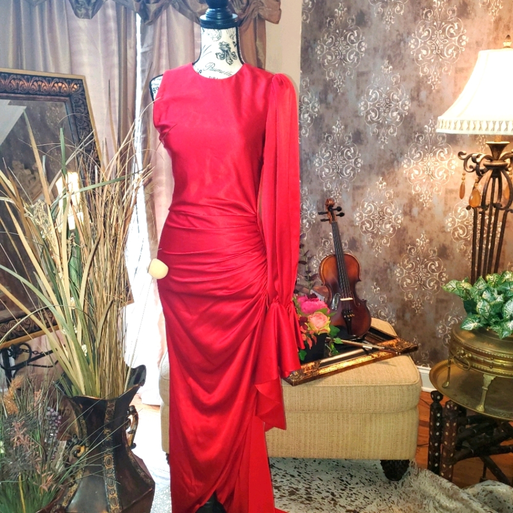 Christian  Siriano  One Shoulder Dress Avant Garde